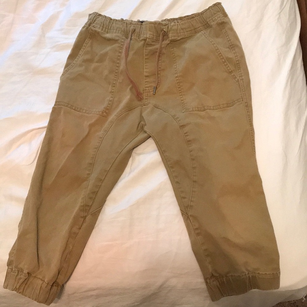 Men’s small, 3/4 joggers